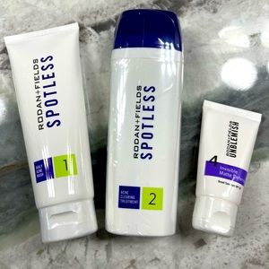 Rodan and Fields SPOTLESS Bundle: Wash and Treatment + Unblemish Matte Defense